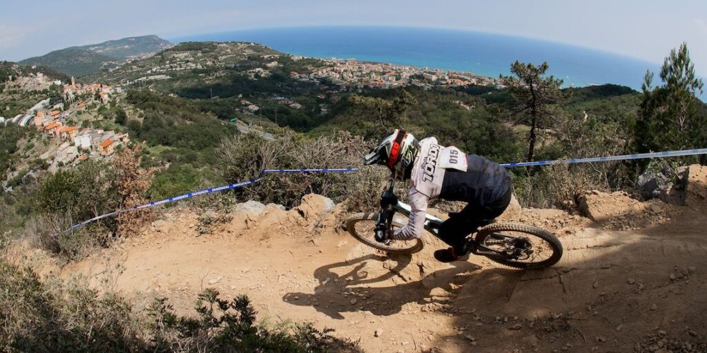 A Pietra Ligure la Coppa del Mondo Enduro 2025 di Mountain Bike 2 Living Liguria | 01JRBJSBHHRRBXXSKC15FDK592