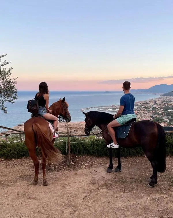 Passeggiata a cavallo a Pietra Ligure con vista mare 2 Living Liguria | Passeggiata a cavallo vista mare a Pietra Ligure 38429