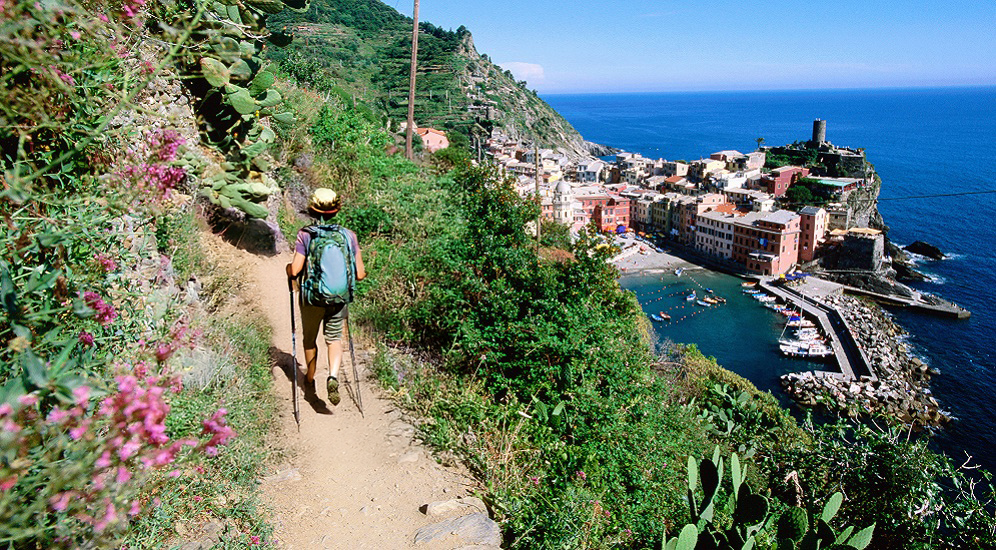 Investimenti sul Turismo lento in Liguria: in arrivo nuovi itinerari tra mare e colline 1 Living Liguria | alta via 5 terre