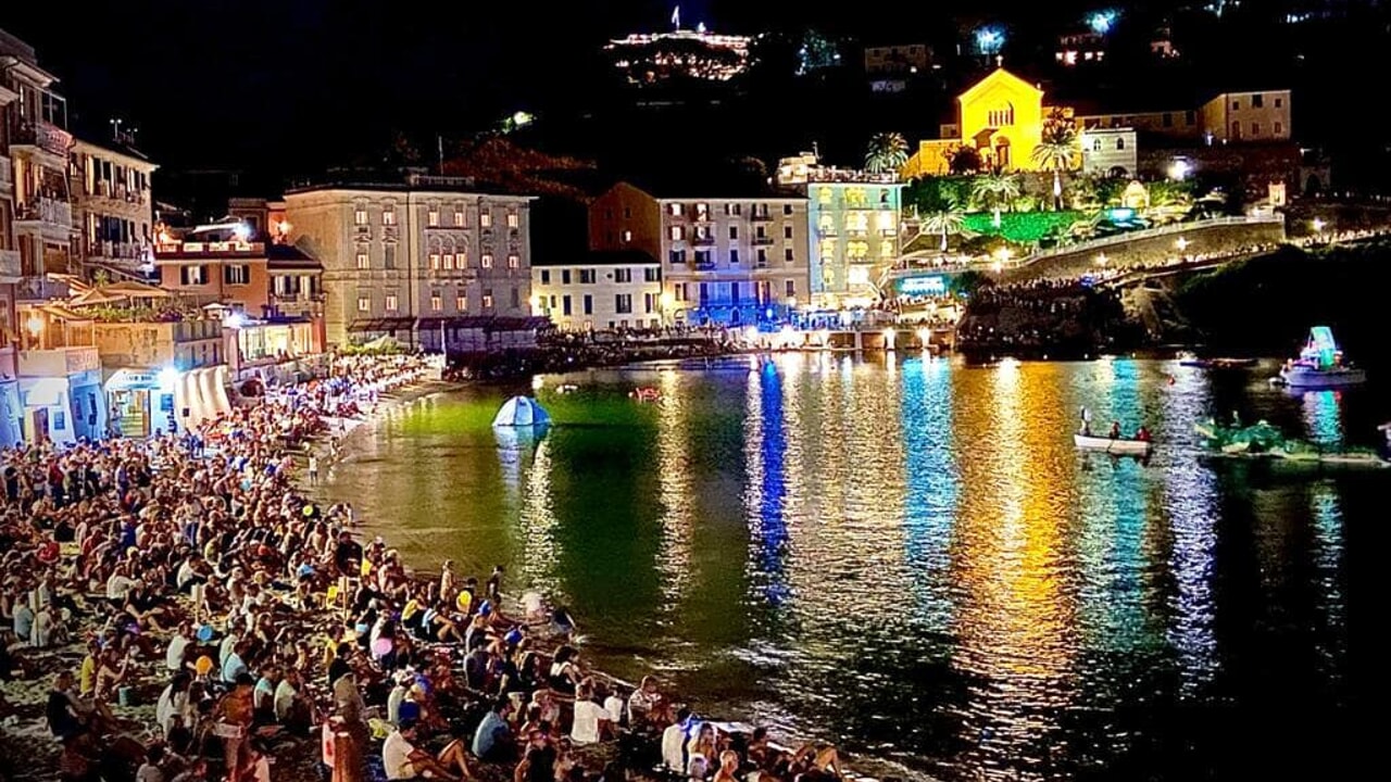 Barcarolata di Sestri Levante: quando le barche diventano opere d’arte 1 Living Liguria | barcarolata sestri levante comune sestri